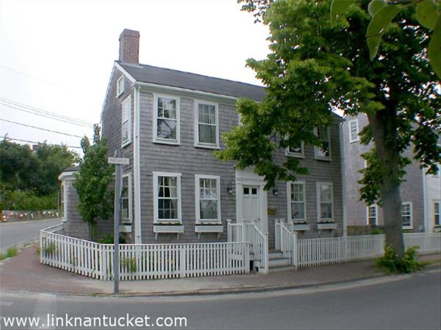 45 Pleasant Street Nantucket Image