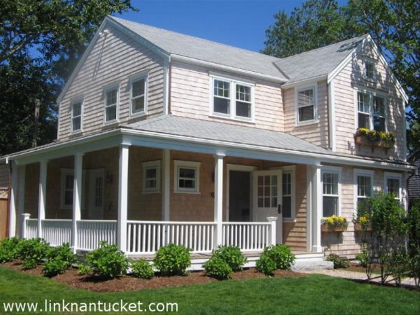22 King Street Nantucket Image