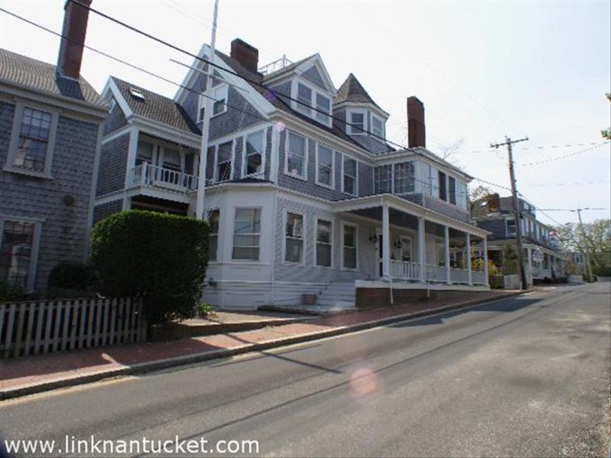 8 Cliff Road # C Nantucket Image