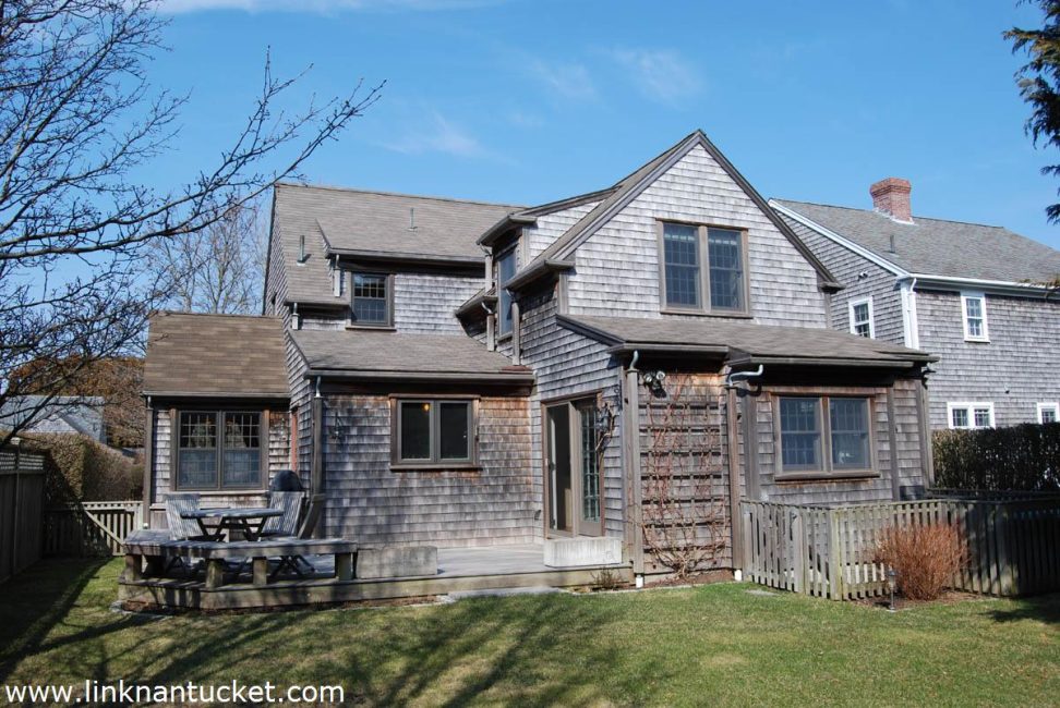 9 Goldfinch Drive Nantucket Image