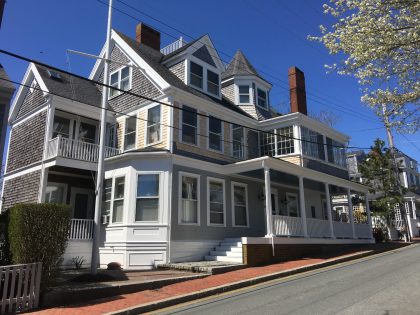 8 Cliff Road # B Cliff