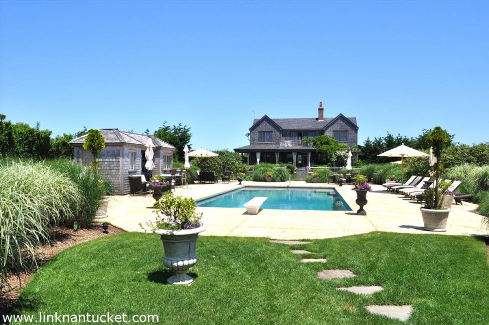 17 Ipswich Street Nantucket Image