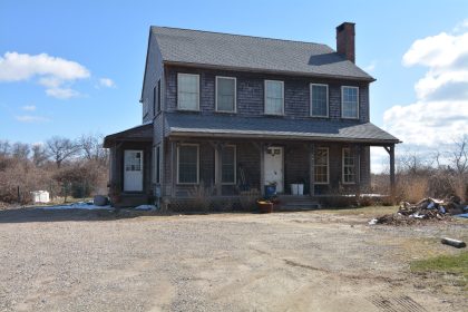 16 Somerset Road West of Town