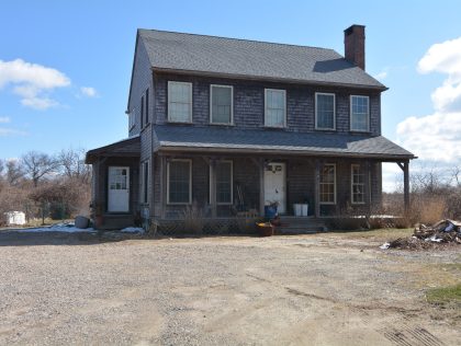 16 Somerset Road West of Town
