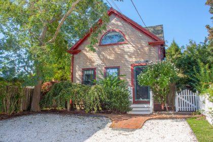 3 Cottage Court Town