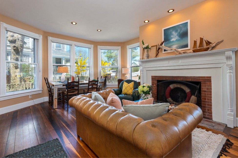 8 Cliff Road # 2 Nantucket Image