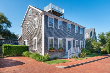 3 Dolphin Court Brant Point