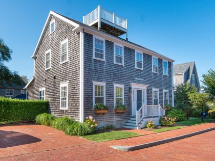 3 Dolphin Court Brant Point