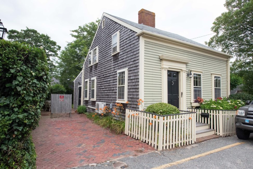 1 Beaver Street Nantucket Image