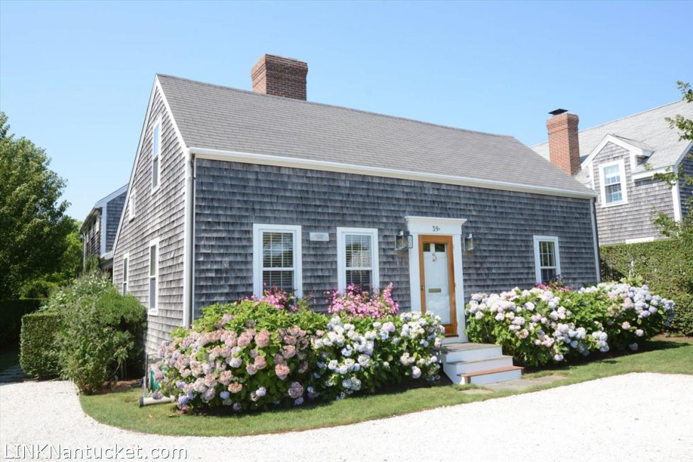 39A Milk Street Nantucket Image