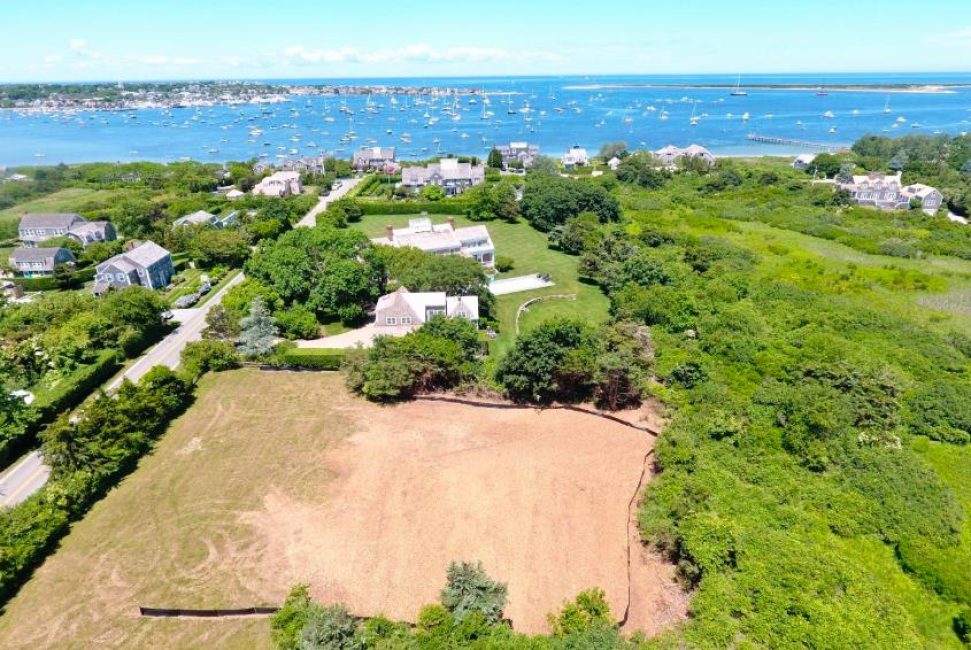 41 Monomoy Road Nantucket Image