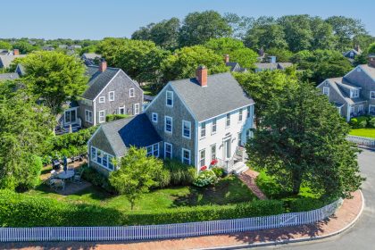 31 Washaman Avenue Nashaquisset