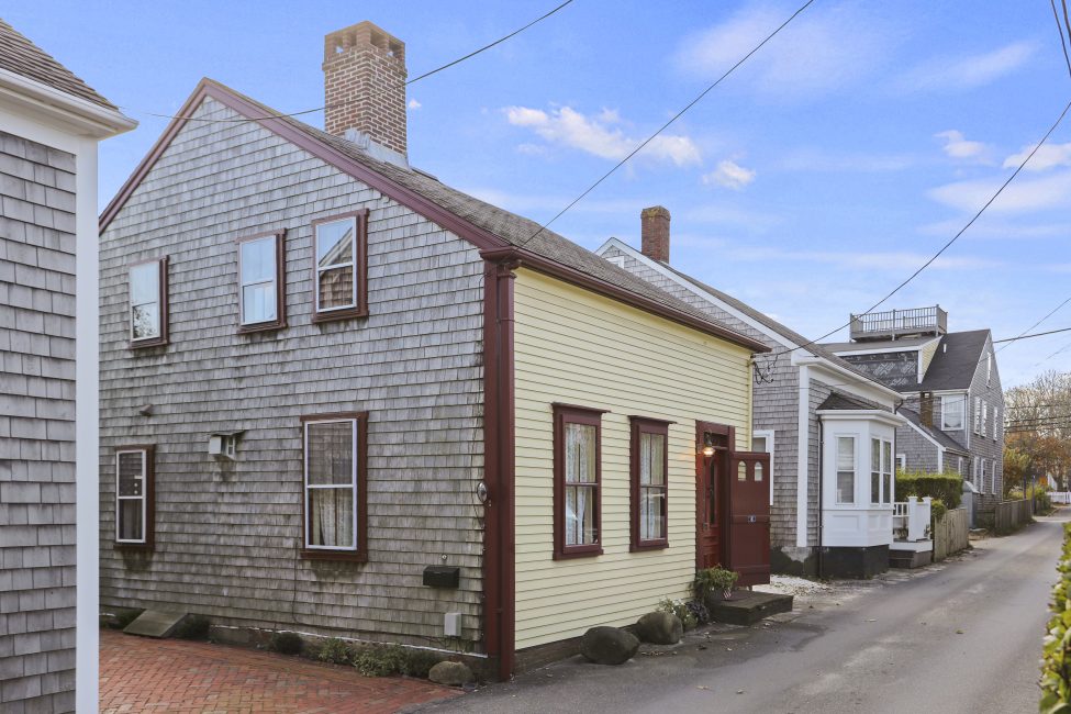 6 York Street Nantucket Image