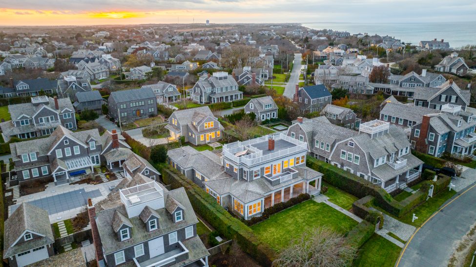 14 Lincoln Avenue Nantucket Image
