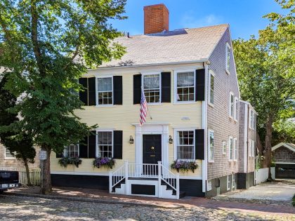 87 Main Street Town