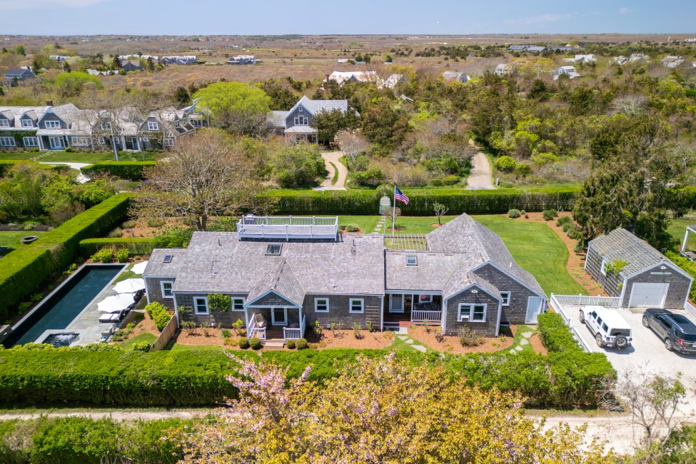 17 Burnell Street Nantucket Image