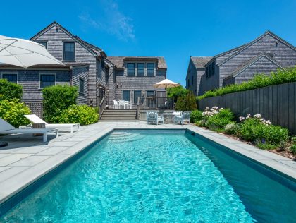2 Old Mill Court South of Town