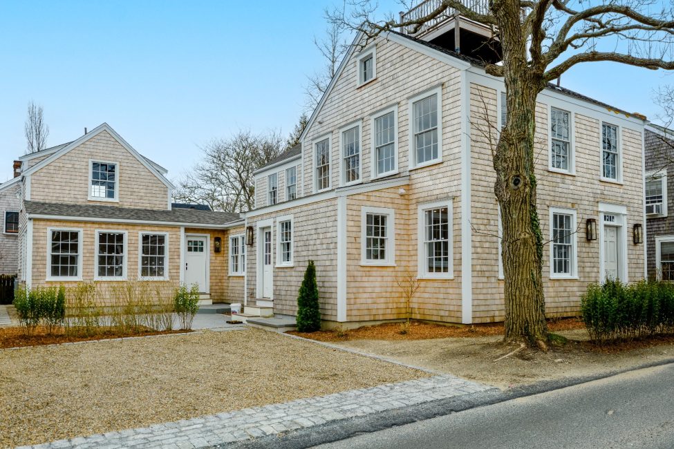 10 York Street Nantucket Image