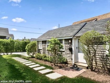1 Lowell Place Town