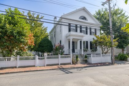 54 Orange Street Town