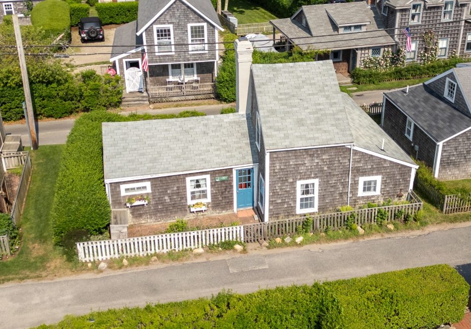 10 Center Street Nantucket Image