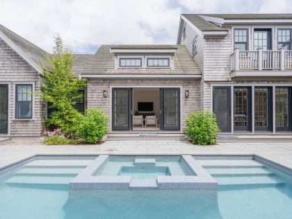 9B Pilgrim Road West of Town
