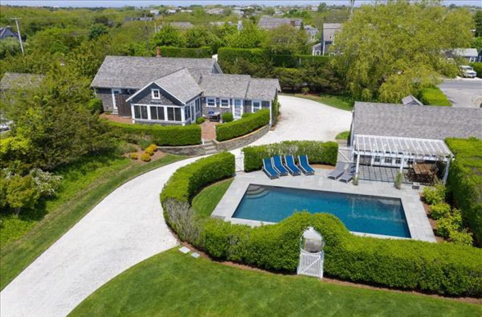 1 Hedgebury Lane Nantucket Image