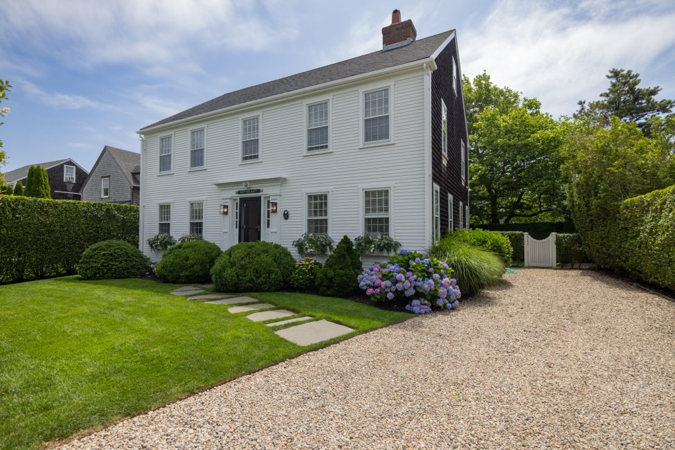 17 Goldfinch Drive Nantucket Image