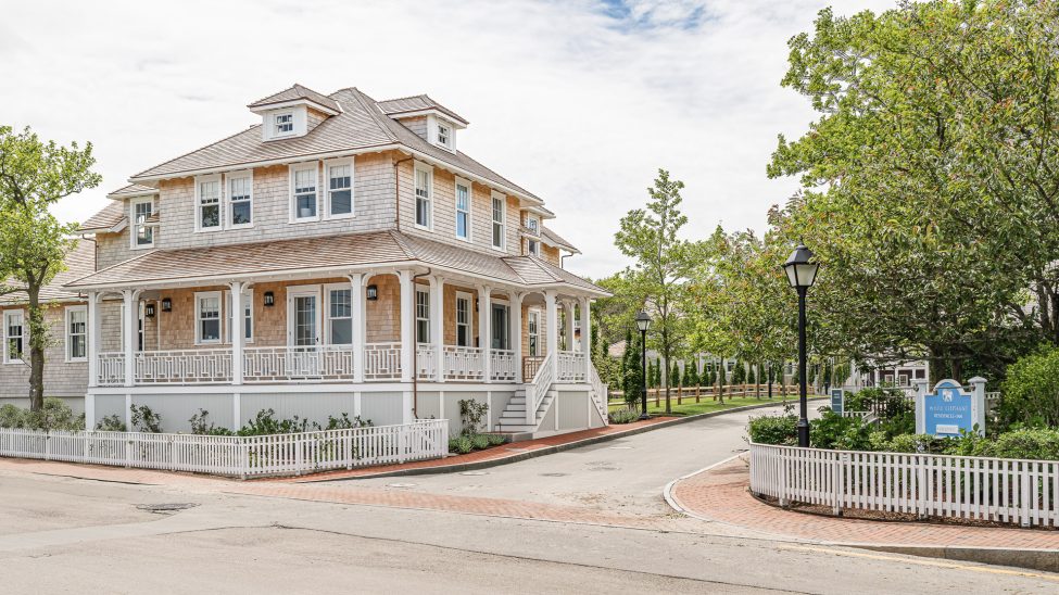 2 White Elephant Way Nantucket Image