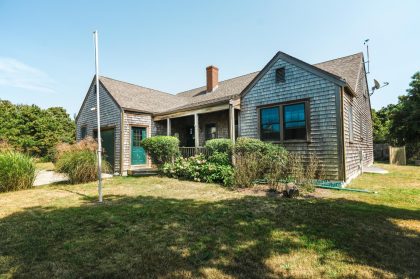 7 Seikinnow Place Mid Island