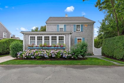 40 Walsh Street Brant Point