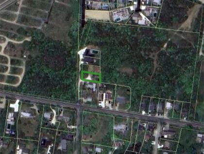 8 Cato Lane South of Town