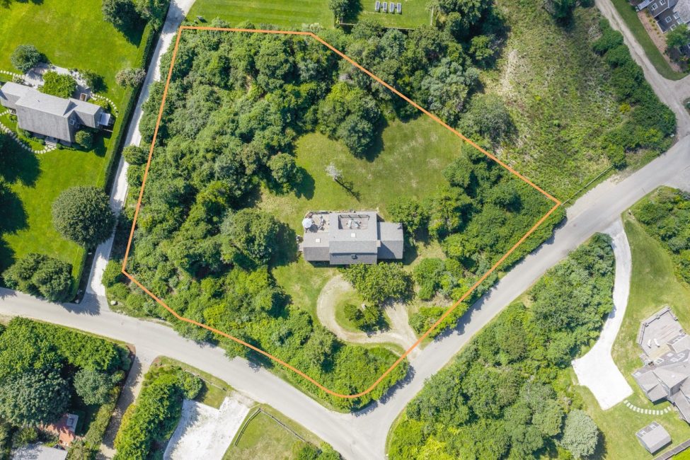  2 Wamasquid Place Image 10
                                    