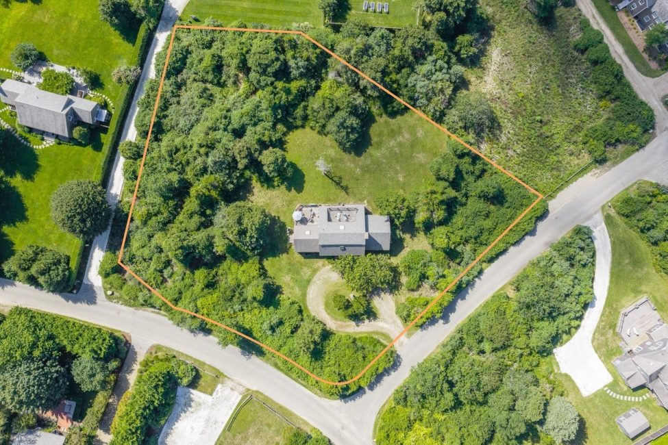  2 Wamasquid Place Image 10
                                    