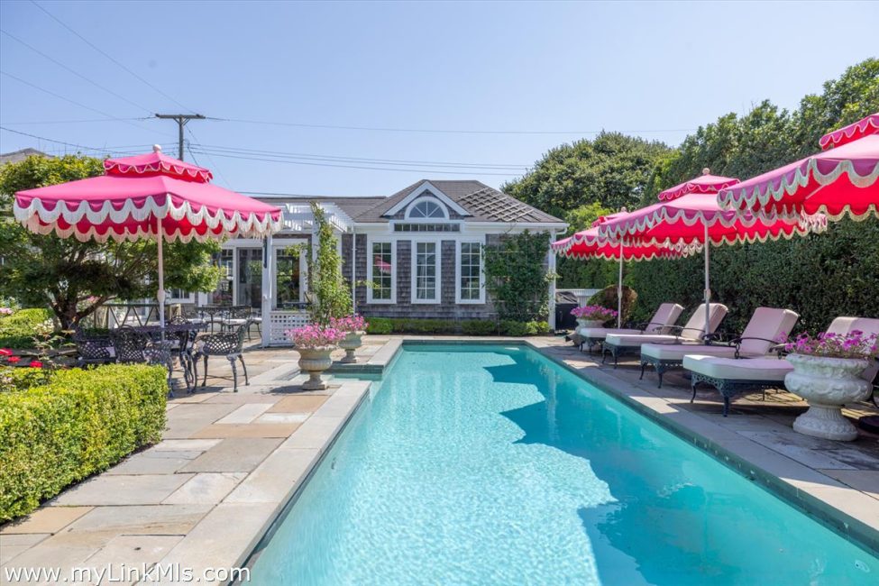 72 Baxter Road Nantucket Image