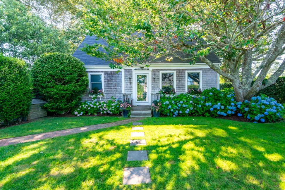 8 Polliwog Pond Road Nantucket Image