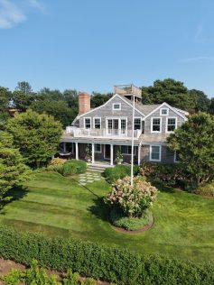 6 Sandwich Road Monomoy
