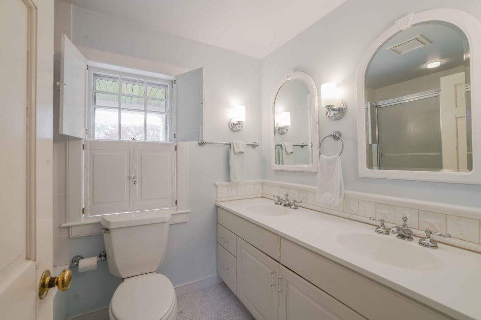  27 Longwood Drive Image 24
                                    