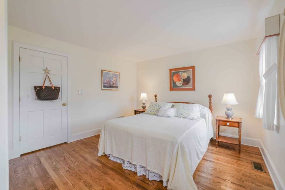  27 Longwood Drive Image 34
                                    