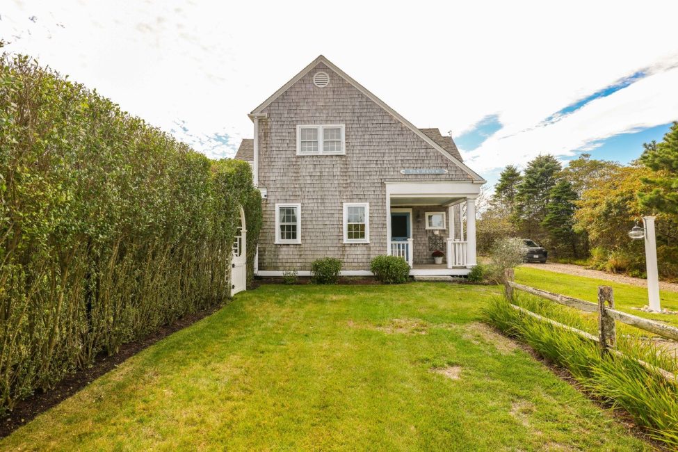  27 Longwood Drive Image 10
                                    