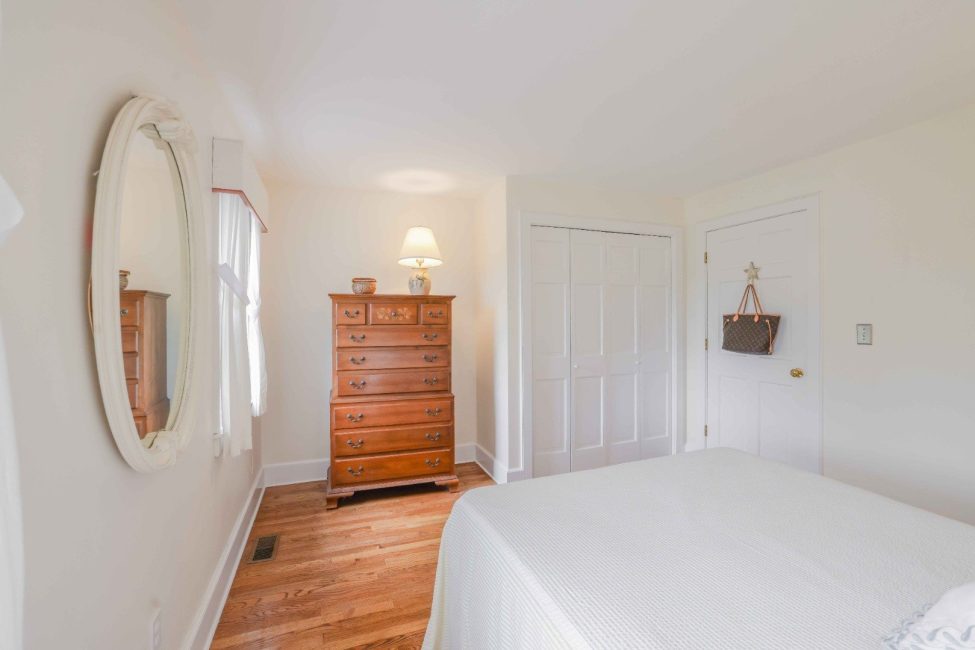  27 Longwood Drive Image 33
                                    
