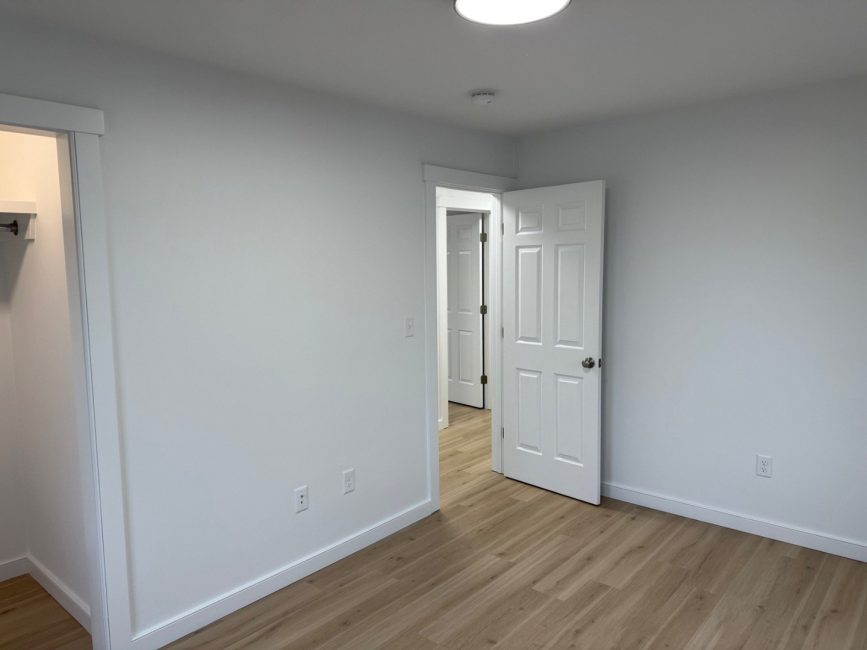  106 Old South Road Unit B Image 19
                                    