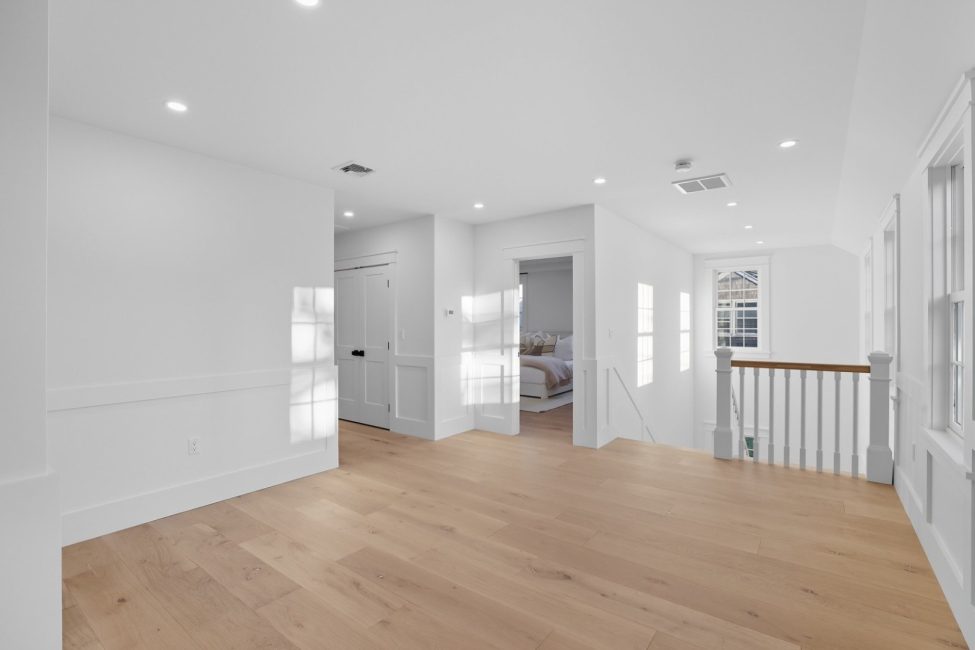  2 Mariner Way Image 19
                                    