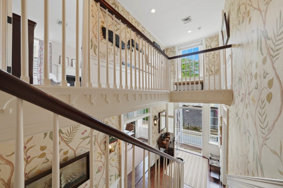  19 India Street Image 36
                                    