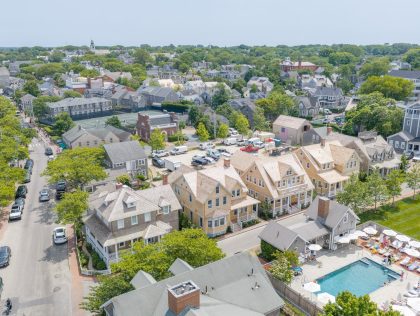 4 White Elephant Way Town