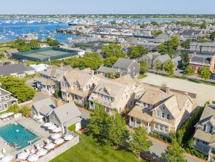 6 White Elephant Way Town