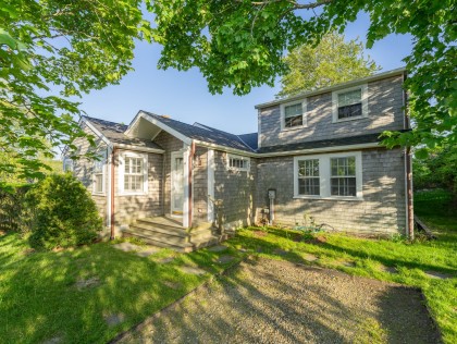 42 Vestal Street West of Town