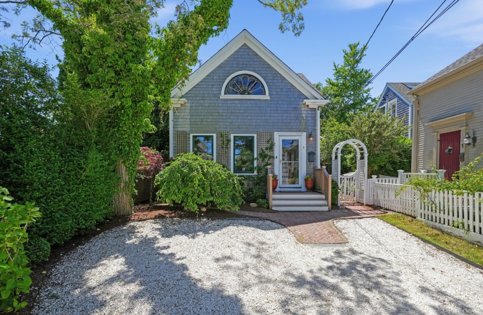  3 Cottage Court Image 1
                                    