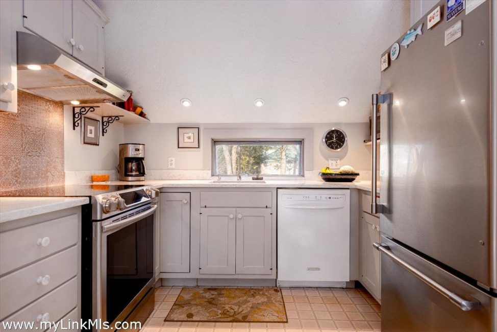  7 Oak Hollow Lane Image 17
                                    