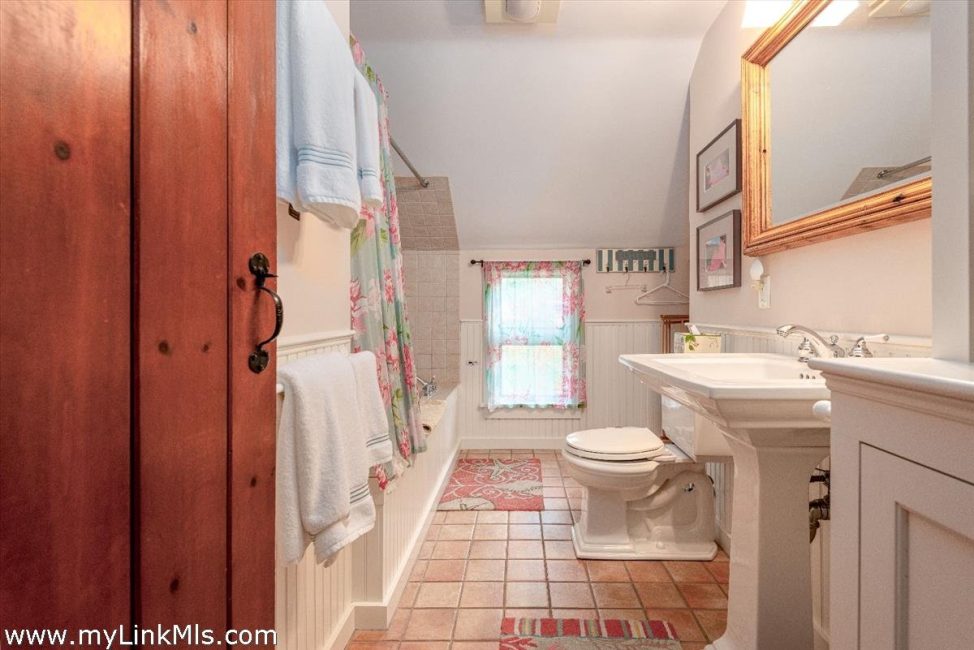  7 Oak Hollow Lane Image 20
                                    